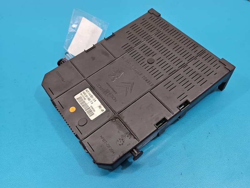 Sterownik moduł BSI Citroen C5 II X7 21676031-5B 28117430-7A