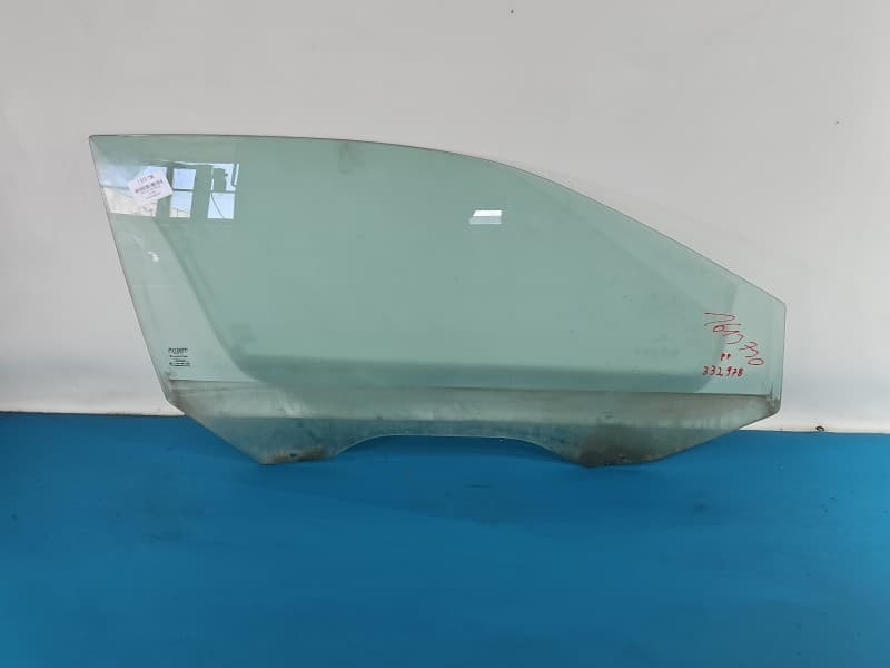 Szyba drzwi przód prawa pasażera Fiat Stilo 3D 2004R HB