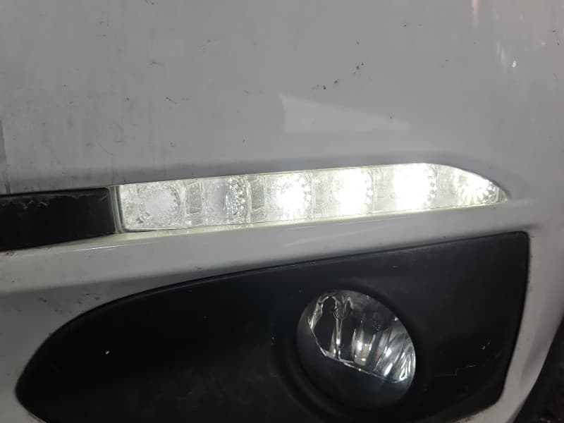 Światło jazdy dziennej lewe Peugeot 301 9802795580 89250581