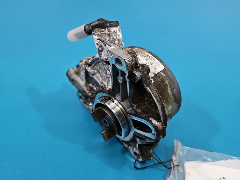 Pompa vacum Citroen DS5 11-15 2,0 HDI 4T180A154