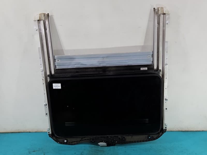 Szyberdach Mercedes W212 kombi A2127800540