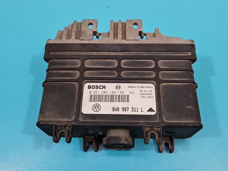 Komputer Sterownik silnika Vw Passat B4 1,8 jedn 0261203188/189 8A0907311L