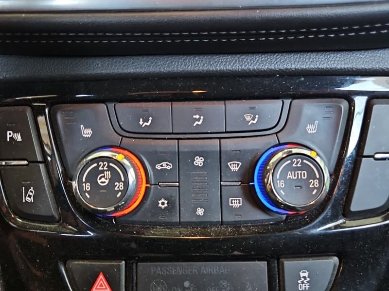 Konsola panel nawiewu Opel Mokka A A2C1134970001 39081560