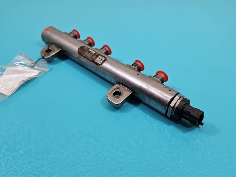 Listwa wtryskowa CZUJNIKI Lancia Thema II 11-14 3,0 CRD 0445216043 35022118G