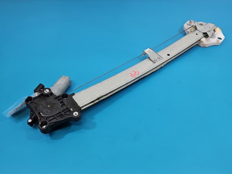 Podnośnik przód prawy SZYBY WINDA Honda CR-V V 16- 6PIN 5d HB