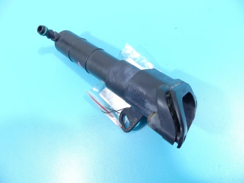 Spryskiwacz reflektora lewy Volvo XC90 I 02- 30699229