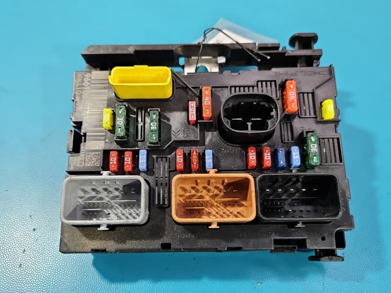 Sterownik moduł BSM Peugeot 207 9661086980