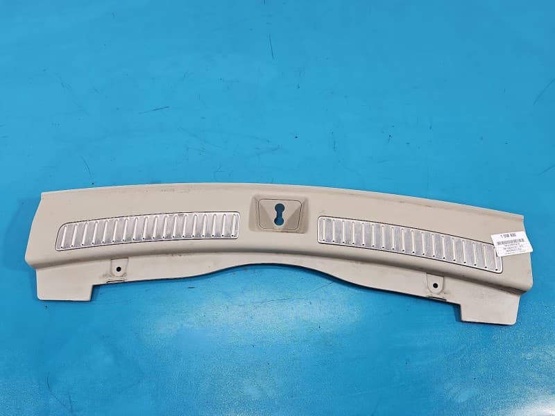 Osłona ZAŚLEPKA PLASTIK PASA TYŁ Opel Insignia B 13487498 39009999