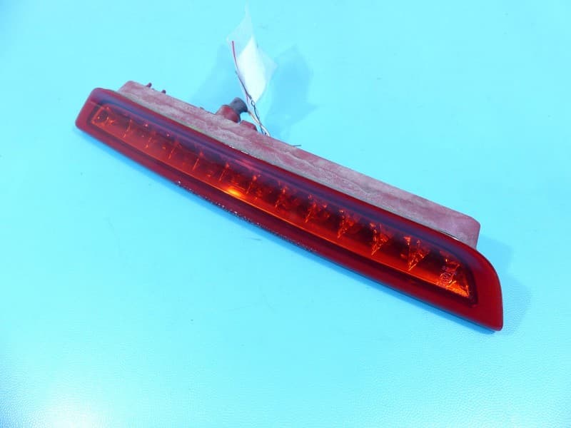 TRZECIE ŚWIATŁO STOP STOPU Kia Carnival II 05-14 HB 92700-4D000