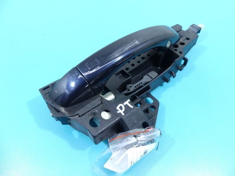 Klamka tył prawa zewnętrzna AUDI A6 C7 4H0837886 czarny LX5R