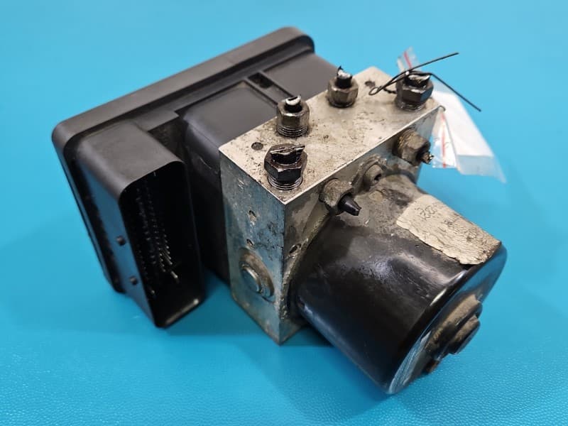 Pompa abs Ford Kuga Mk1 I 08-13 2,0 TDCI 100960-01433 100206-04104 AV41-2C405-AA