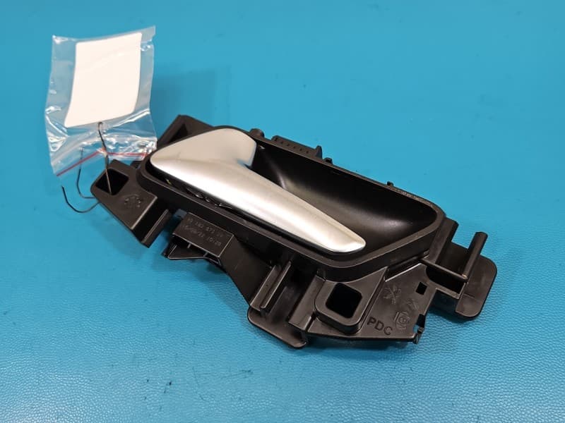 Klamka wewnętrzna przód lewa Peugeot Rifter 98182873