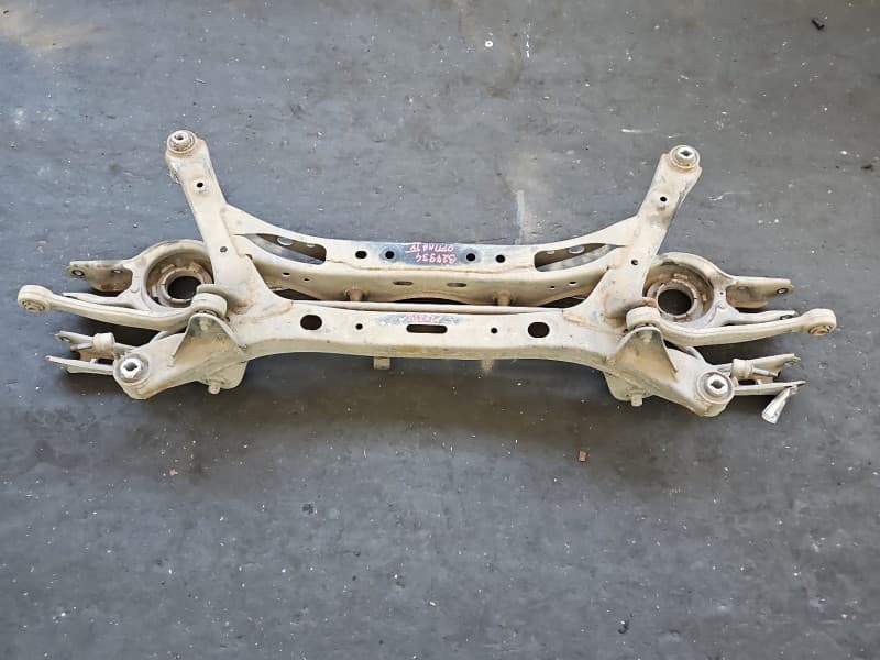 Tylna belka oś tył Kia Optima IV 15-20 1,7 crdi