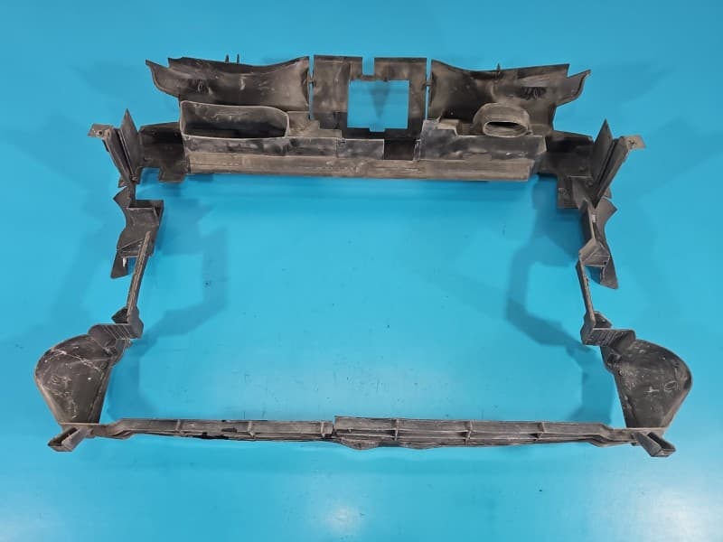 KIEROWNICA Wlot powietrza Mercedes W169 2,0 cdi A1695050130