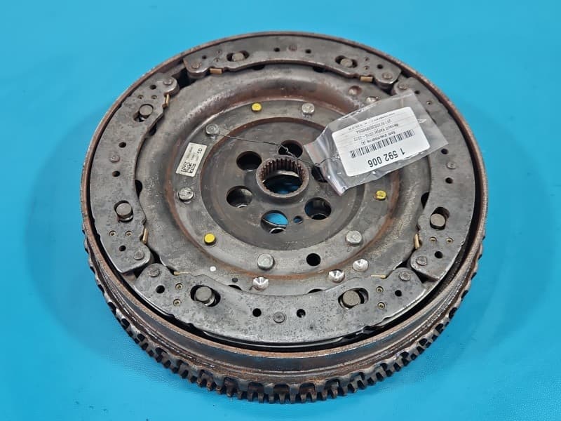 Dwumasa Koło dwumasowe Renault Kadjar 1,2 TCe 123101804R