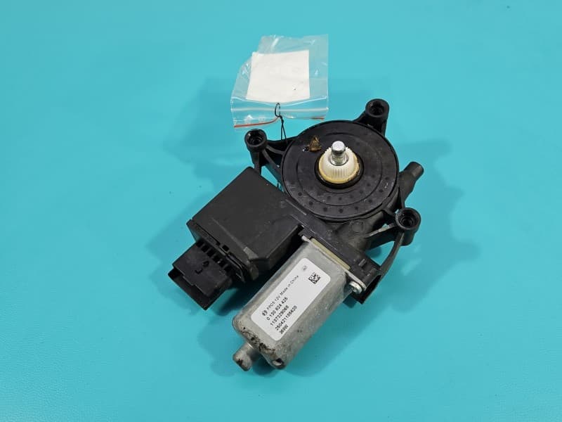 Podnośnik tył lewy SZYBY WINDA 0130824425 9837842480 6 PIN Citroen C3 III 16-24 HB