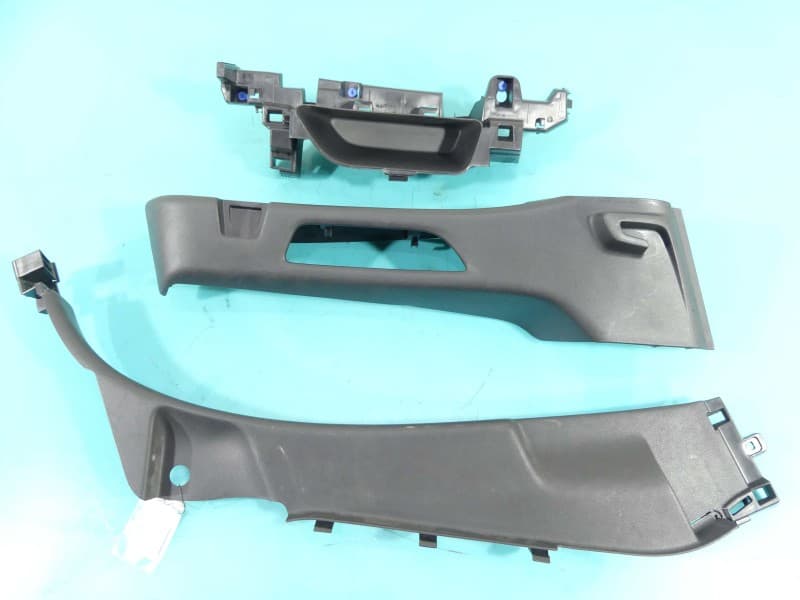 Osłona ZAŚLEPKA PLASTIK 3 el, Osłony słupka Prawy Tył Citroen C4 Grand Picasso II 13-22 9677727977 9677761477