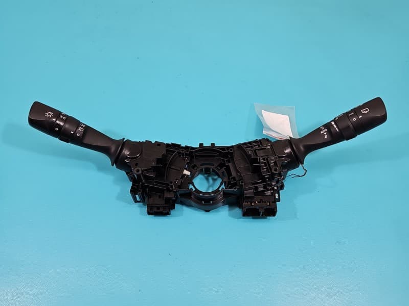 Przełącznik zespolony Toyota Rav4 IV 33250 12A90 17J341