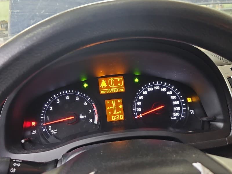 Licznik Toyota Avensis III T27 1,8 vvti 83800-05M21 EUROPA