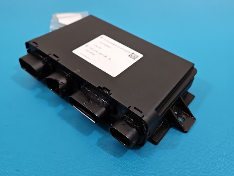 Sterownik moduł przetwornicy, uszkodzona wtyczka Bmw i3 9353644