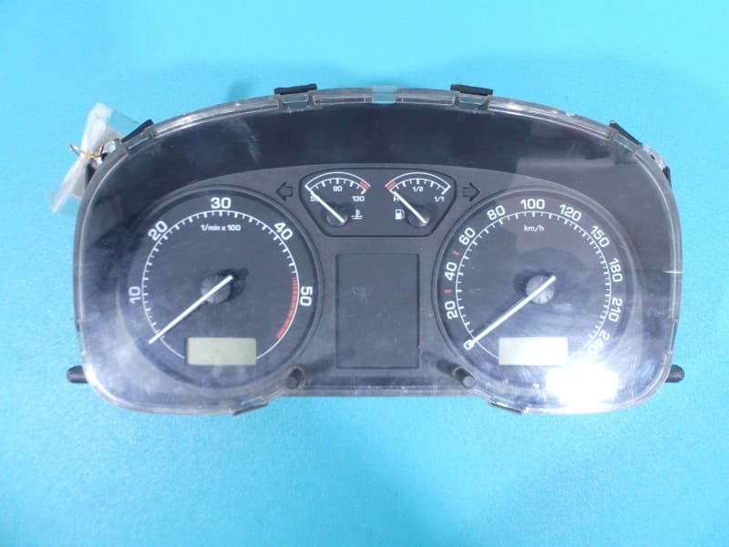 Licznik Skoda Octavia I 1,9 TDI 1U0920811J EUROPA