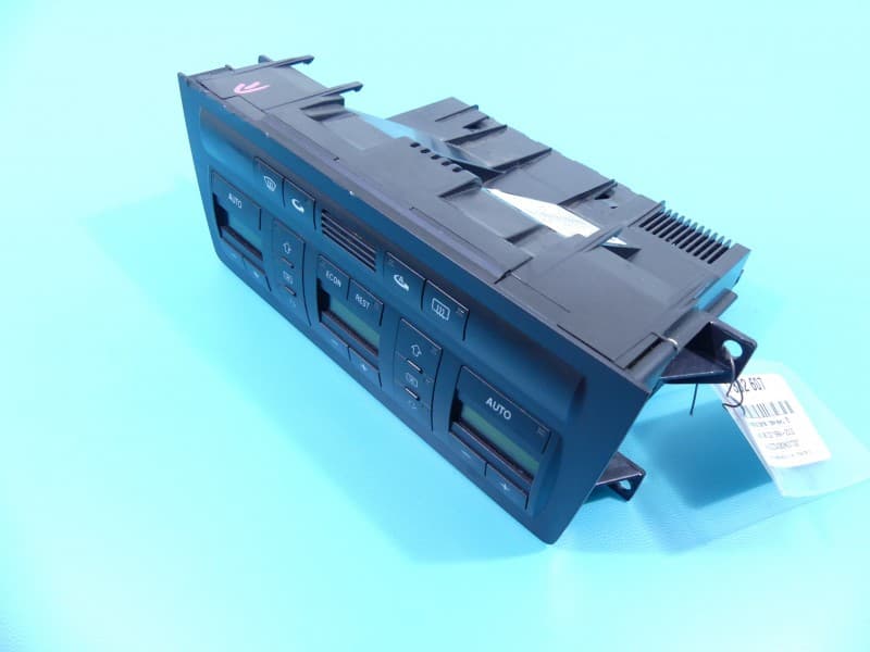 Konsola panel nawiewu Audi A8 D2 4D0820043M