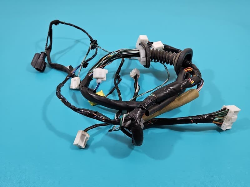 Instalacja Wiązka drzwi przód lewych Isuzu D-Max II 11-19 898225-3600-061