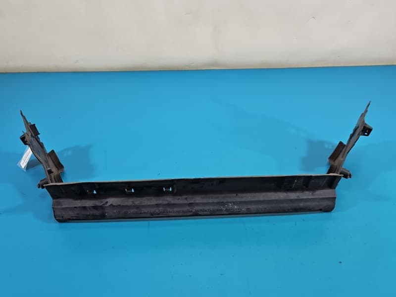 Osłona ZAŚLEPKA PLASTIK chłodnicy BMW G14 G15 G16 7359819
