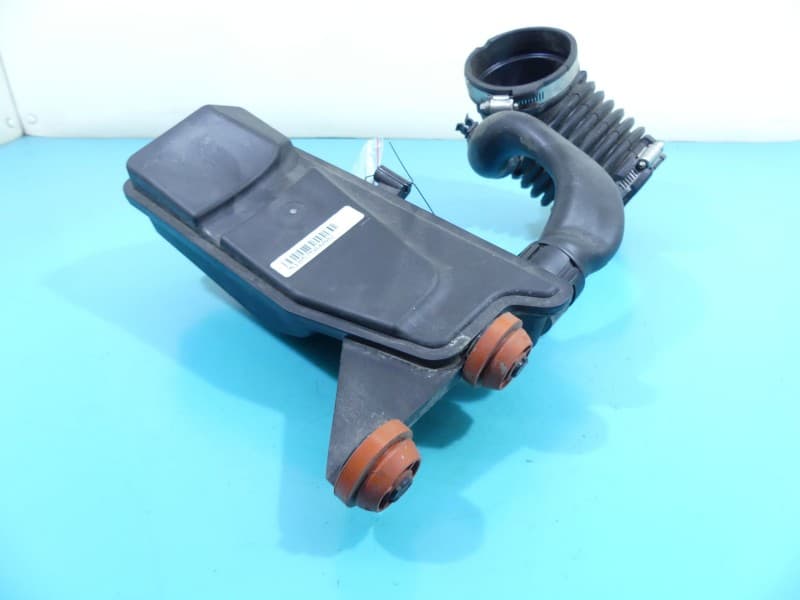 Rura BMW G11 G12 3,0d 8575040 1300452 przewód POWIETRZA, REZONATOR