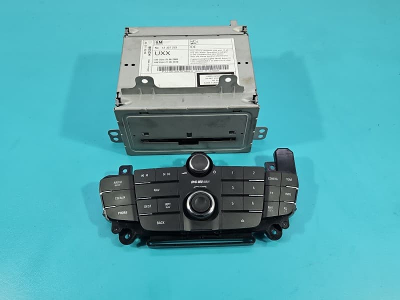 Radio fabryczne Opel Insignia A 13337253 13273256 radioodtwarzacz