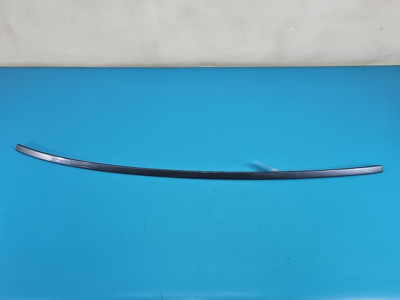 Listwa dachowa prawa dachu Bmw F32 F33 F36 EZB-6784-D402 7374368-04 737436804 7309640-04