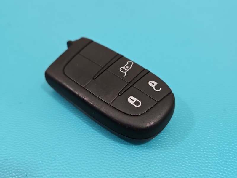 PILOT KLUCZYK KEYLESS Jeep Grand Cherokee IV WK2