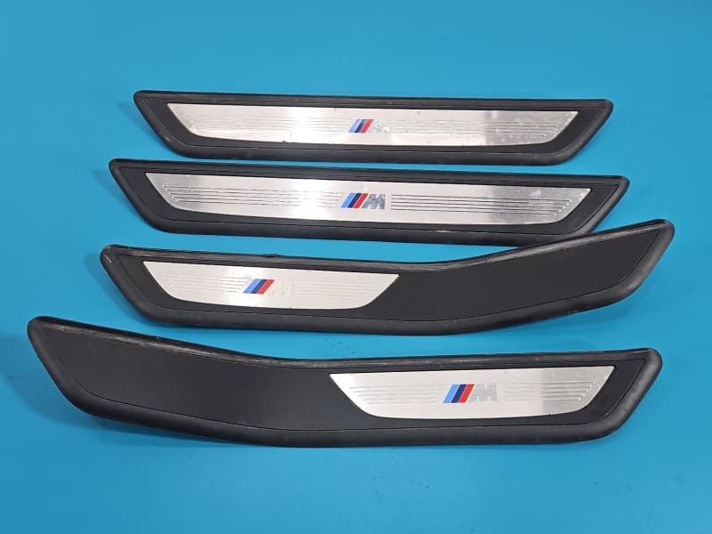 listwa nadwozia BMW F01 51477181014 51477190978 51478046290 223399 51478046289 51477181013 51477190977 51477181011 51477190969 51478046023 komplet 4 ELEMENTY RYSY