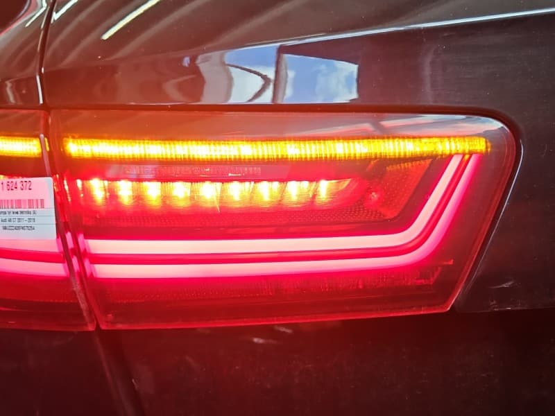 Lampa tył lewa klapy AUDI A6 C7 kombi EUROPA