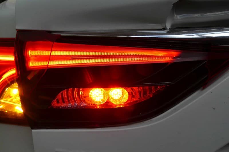 Lampa tył lewa klapy Toyota Avensis III T27 kombi EUROPA