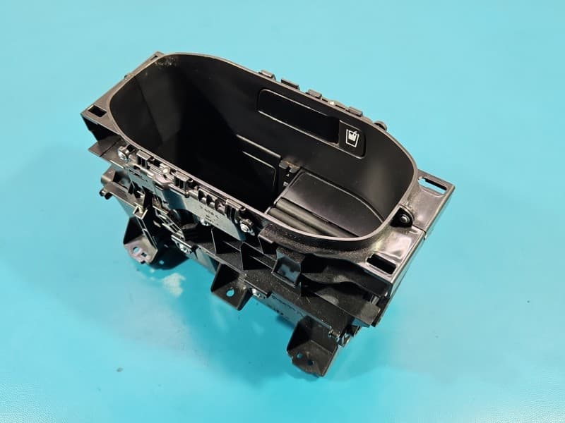 Uchwyt na napoje kubek CUP HOLDER Honda HR-V II 13-18