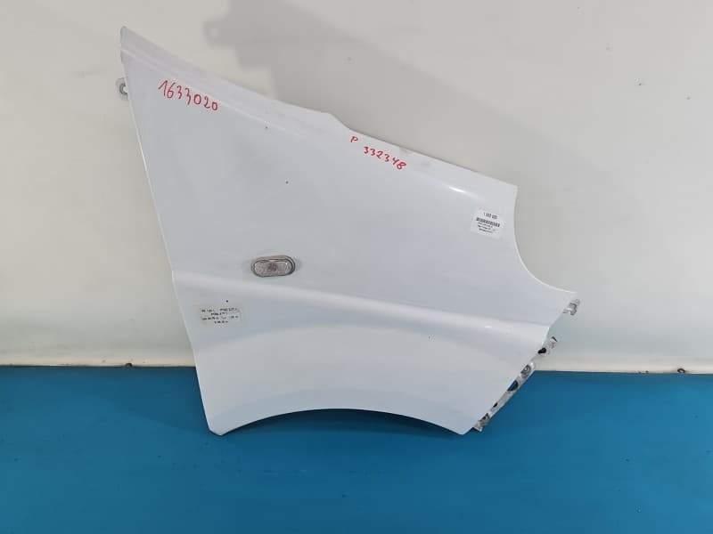 Błotnik przód prawy Nissan Primastar 01-14 OD31