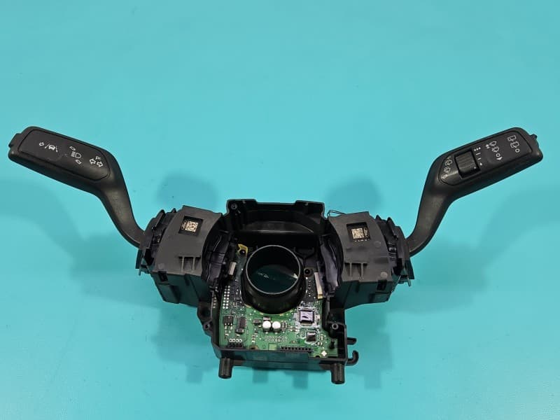 Przełącznik zespolony Ford Focus Mk4 H1BT-14B522-CE