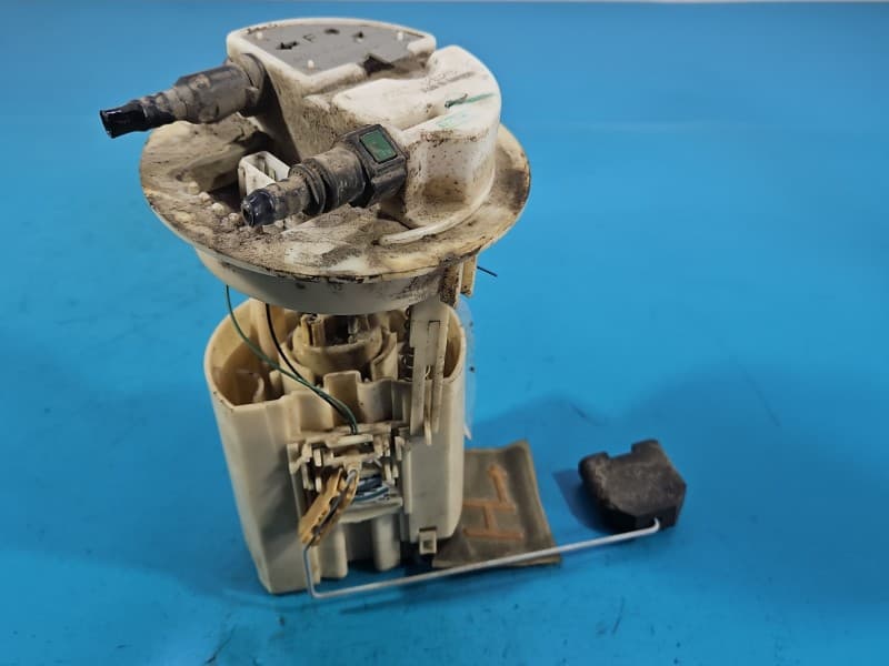 pompka Pompa paliwa Peugeot 406 1,8 16V 9631419180 4pin