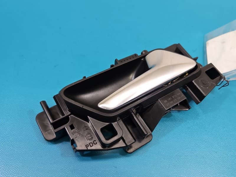 Klamka wewnętrzna przód prawa Toyota Proace City 98182872