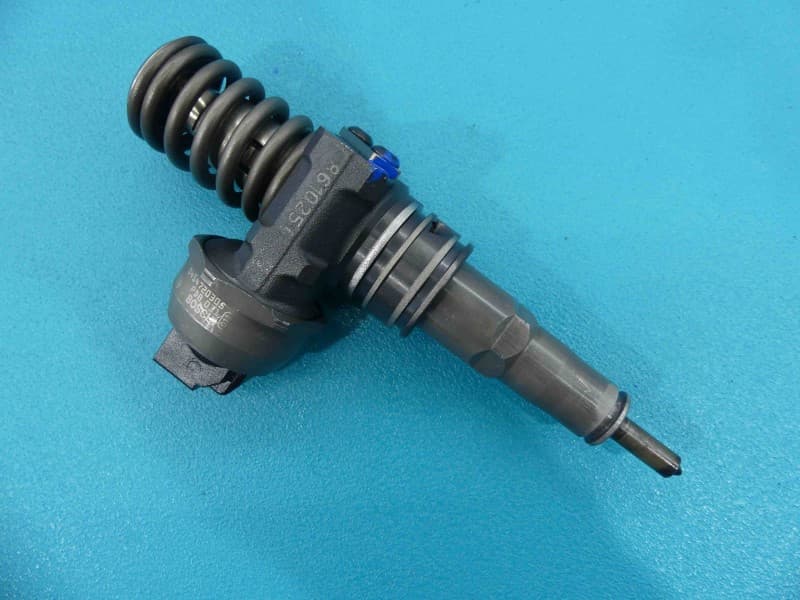 testowany Pompowtryskiwacz 5.0 TDI V10 0414720305 07Z130073S