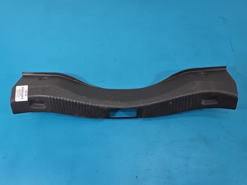 Osłona ZAŚLEPKA PLASTIK PASA TYLNEGO SEDAN Ford Mondeo Mk5 DS73-F406A64-D