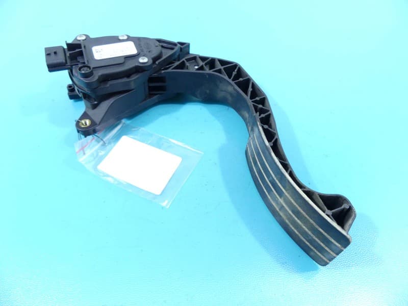 Pedał gazu potencjometr Dacia Logan II 12-20 1,0 wiel 6PV00997803