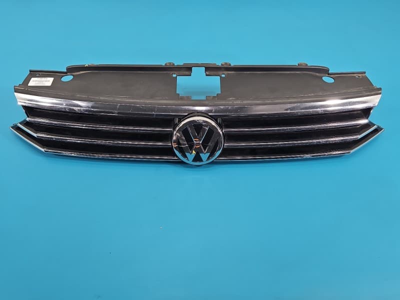 Atrapa grill Vw Passat B8 3G0853653D