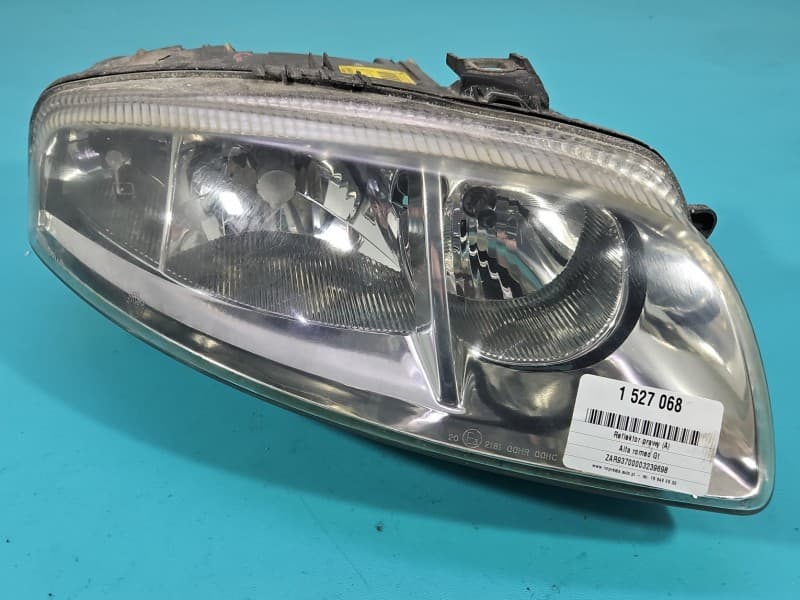 Reflektor prawy lampa przód Alfa romeo Gt EUROPA 60681583