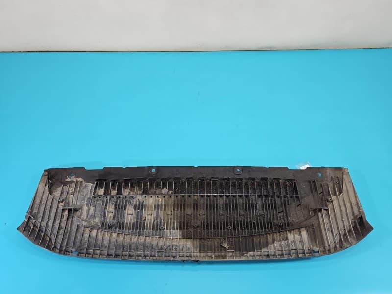 Osłona ZAŚLEPKA PLASTIK PŁYTA ZDERZAKA PRZÓD AUDI A6 C7 4G0807611