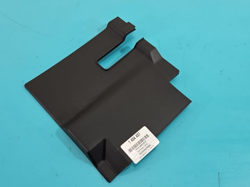 Osłona ZAŚLEPKA PLASTIK BAGAŻNIKA Ford Puma II MK2 19- L1TB-A102C39-ACW