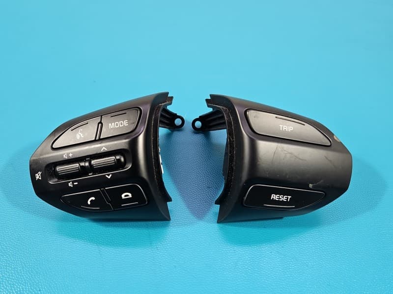 Przełącznik multifunkcja kierownicy kia Stonic 17-20 299181022 299181040