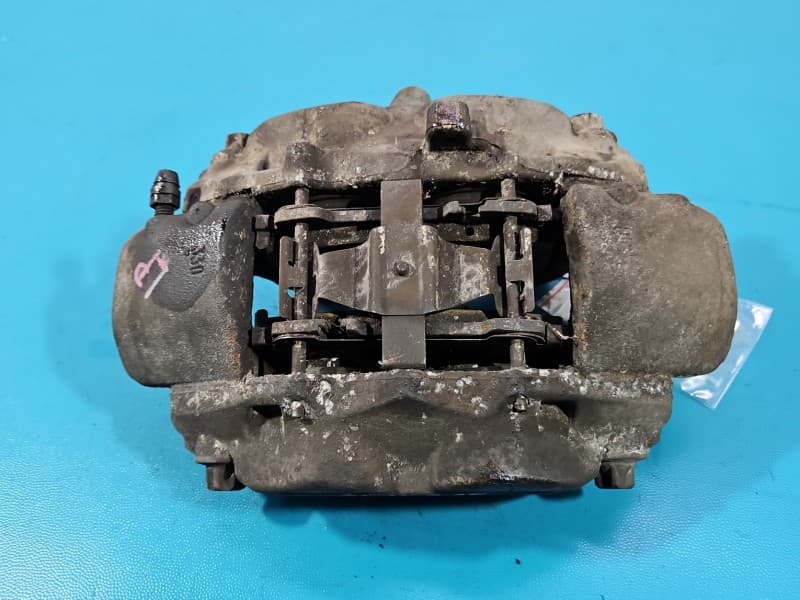 Zacisk przód lewy Mercedes W211 3,5 V6 272964