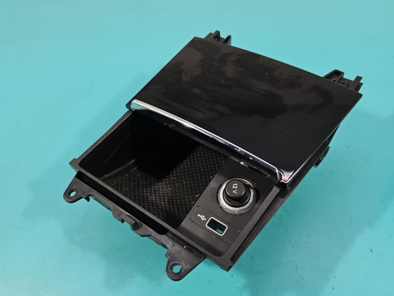 Schowek pasażera Skoda Kodiaq I EUROPA 566863077 57B863077 57B863077A